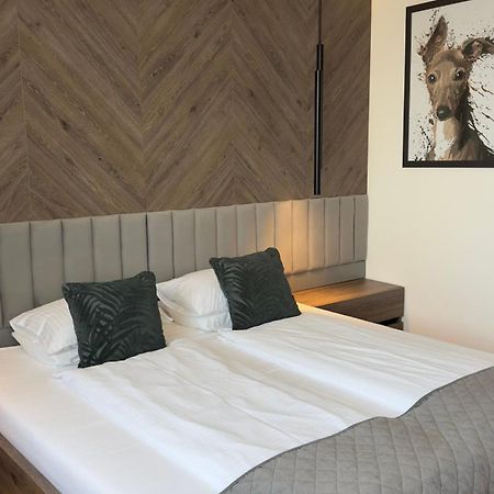 Dom Boutique Apartments - Park View เบลเกรด ภายนอก รูปภาพ
